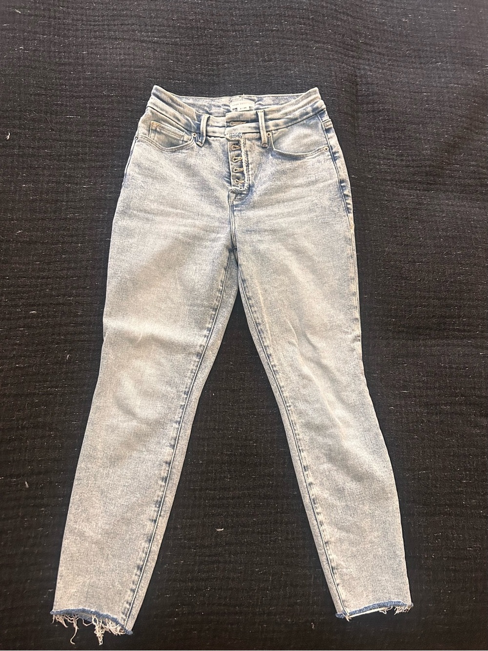 GOOD AMERICAN PETITE LIGHT COMPRESSION SKINNY JEANS | SIZE 2